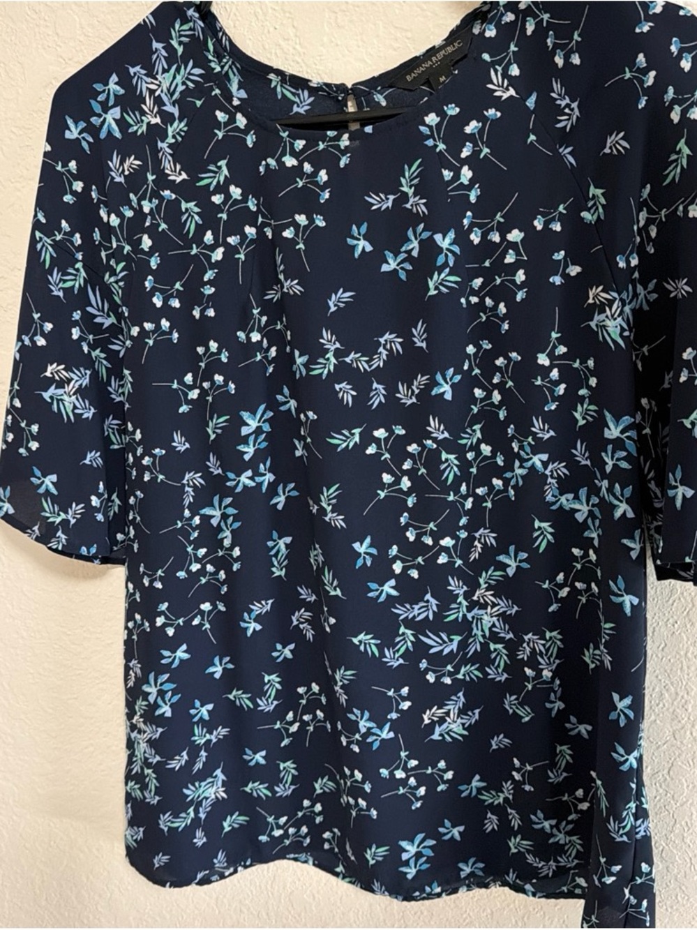 Banana Republic Navy Blue Floral Short Sleeve Top